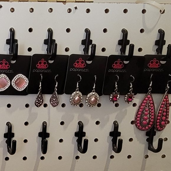 Womens various pink colored earrings(11)